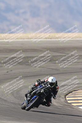 media/Oct-30-2025-Racers Edge (Thu) [[dabbdaf680]]/3-B Group/Session 2 (Bowl Exit)/